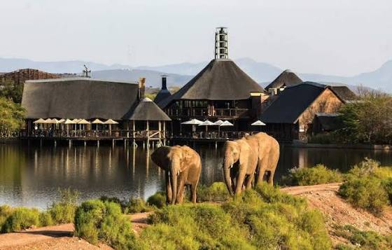 GAME LODGE
